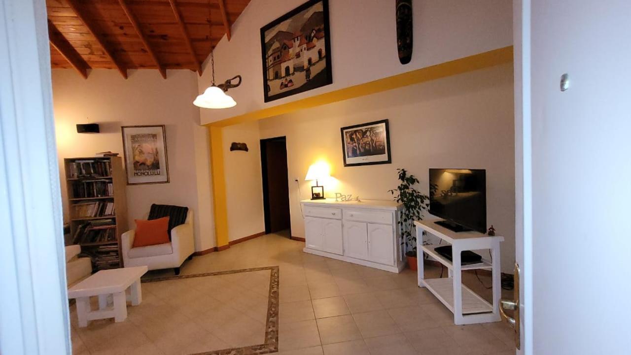 El Patio Del Aromo Apartment Puerto Madryn Exterior photo
